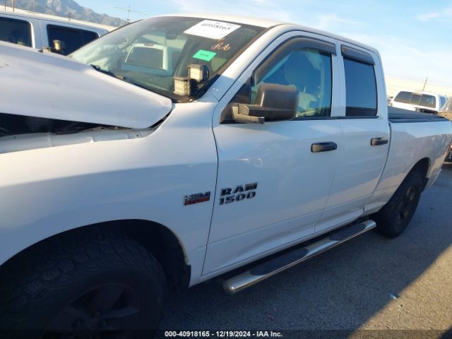 1C6RR6FT7JS279929 RAM 1500 Express  4x2 6'4 Box