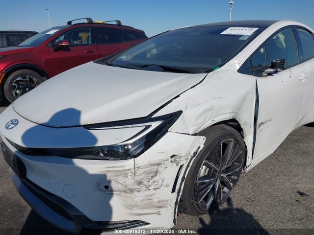 Toyota PRIUS XLE 2024 JTDACAAU7R3022463 Image 6