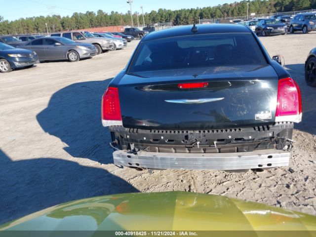 2C3CCAAG0JH143053 Chrysler 300 Touring L