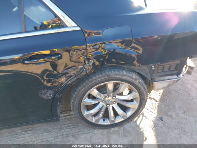 2C3CCAAG0JH143053 Chrysler 300 Touring L