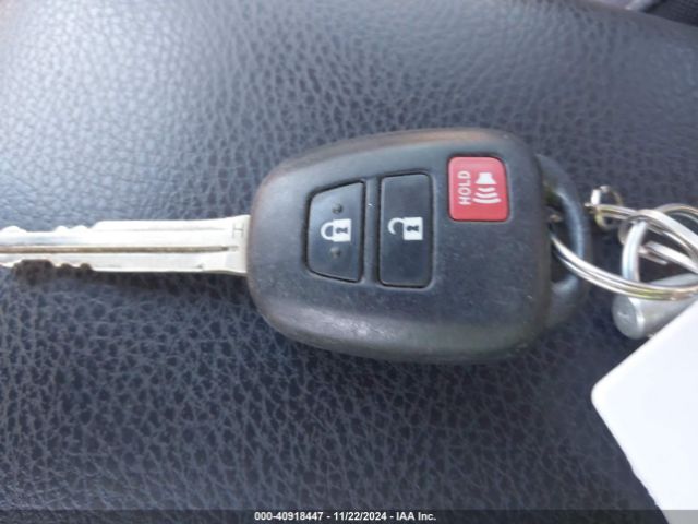 JTMWFREV7EJ007174 Toyota Rav4 Xle