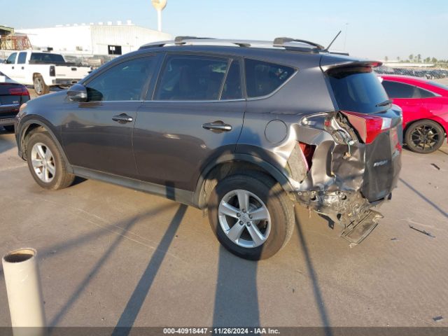 JTMWFREV7EJ007174 Toyota Rav4 Xle