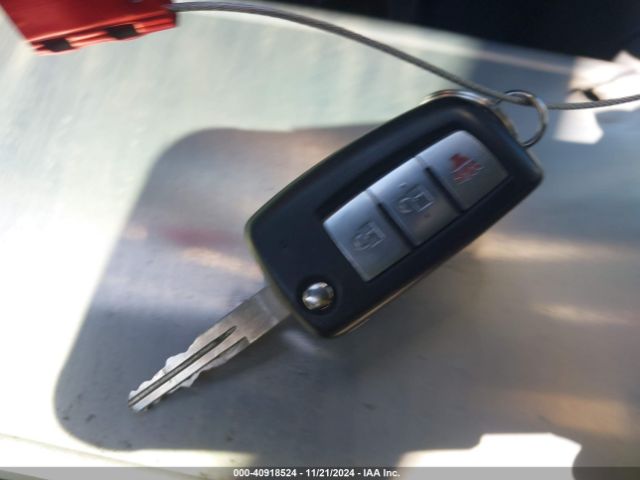 JN1BJ1CP2KW528324 Nissan Rogue Sport S