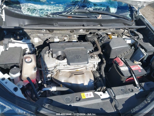 Toyota RAV4 LE 2017 JTMBFREV0HD206763 Image 10