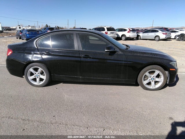 WBA3A5C54EF604926 BMW 328I