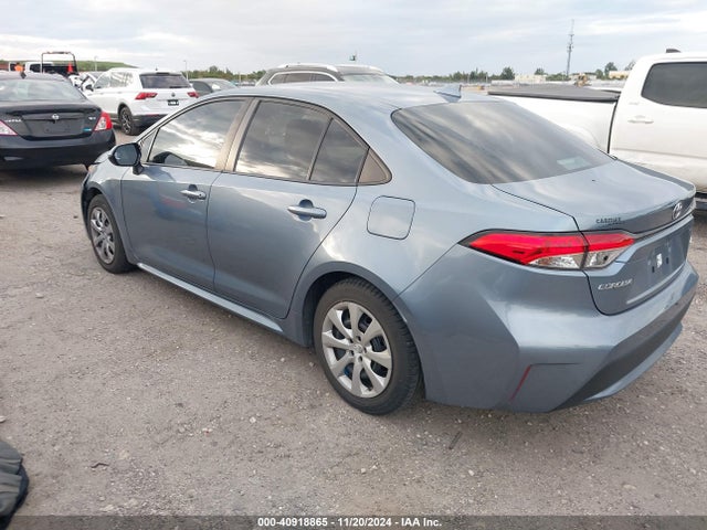 Toyota COROLLA LE 2020 5YFEPRAE9LP065004 Image 3