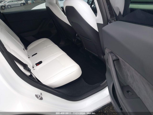 2023 TESLA MODEL Y 7SAYGDEE3PF689489 Photo 7