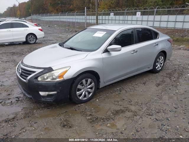 Nissan Altima 2.5 S 2014 1N4AL3AP4EC101529 Image 2