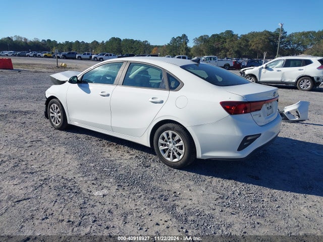 3KPF24AD8KE026207 KIA FORTE FE