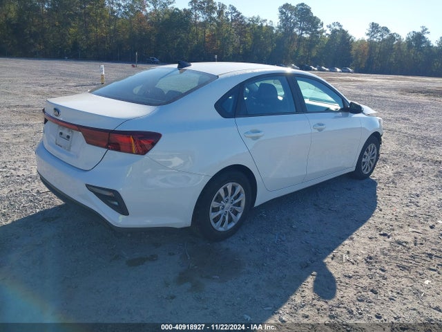 3KPF24AD8KE026207 KIA FORTE FE