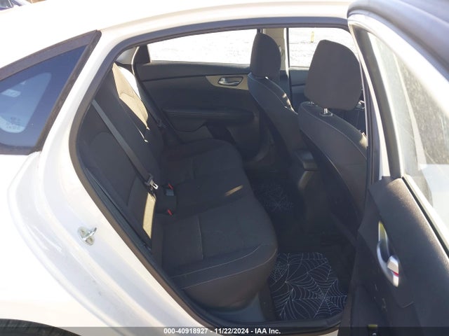 3KPF24AD8KE026207 KIA FORTE FE