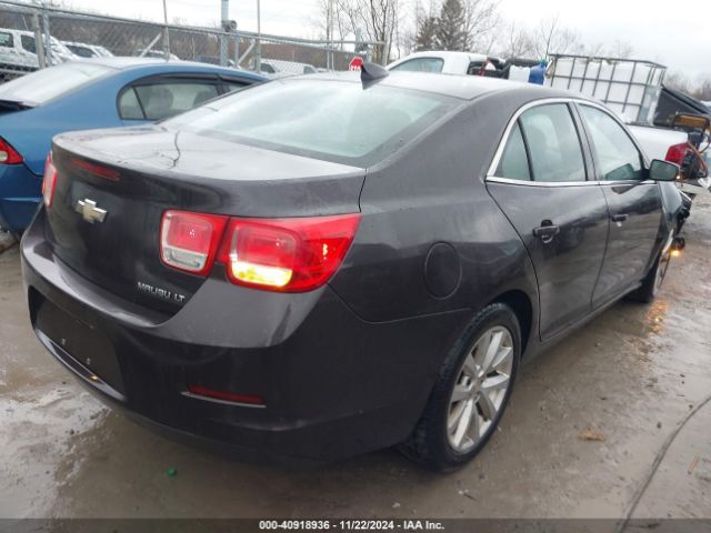 1G11D5SLXFF100005 Chevrolet MALIBU 2LT