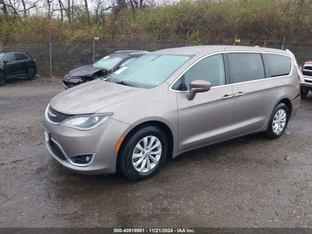 2C4RC1FG6JR101673 Chrysler Pacifica Touring Plus
