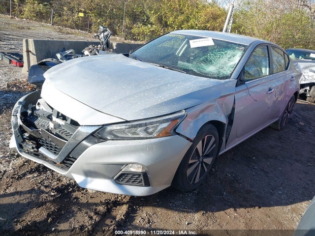 1N4BL4DV0NN366621 Nissan Altima Sv Fwd