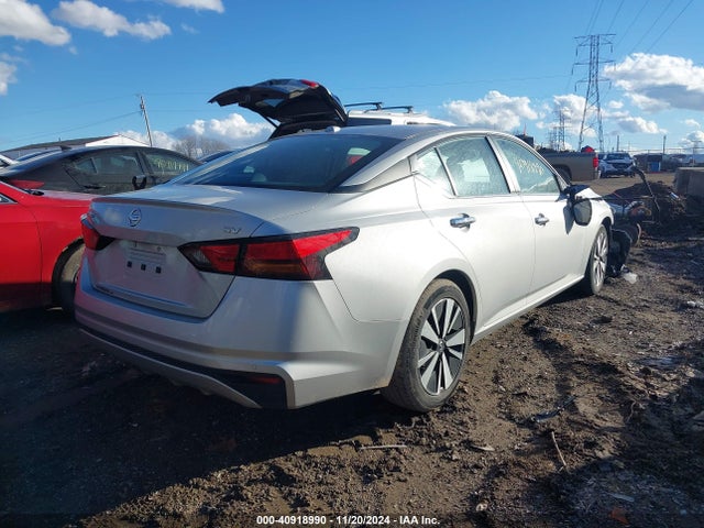 1N4BL4DV0NN366621 Nissan Altima Sv Fwd