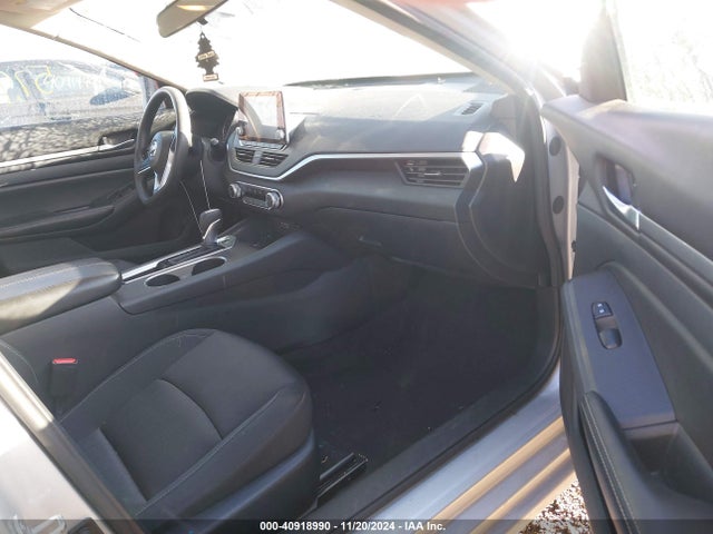 1N4BL4DV0NN366621 Nissan Altima Sv Fwd