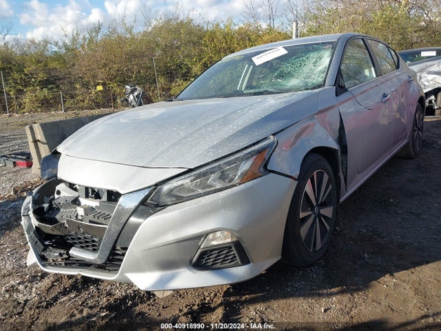 1N4BL4DV0NN366621 Nissan Altima Sv Fwd