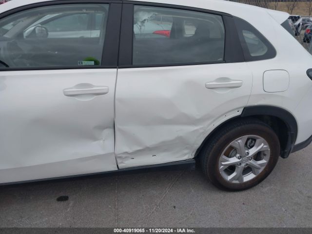 3CZRZ2H38PM736256 Honda Hr-v Awd Lx