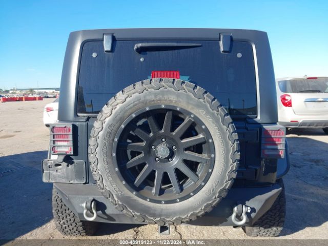 1C4BJWDG3JL859339 Jeep Wrangler Jk Unlimited Sport S 4x4