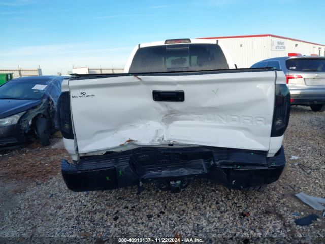 5TFRY5F17EX155429 Toyota Tundra Sr5 5.7l V8