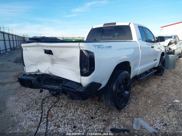 5TFRY5F17EX155429 Toyota Tundra Sr5 5.7l V8