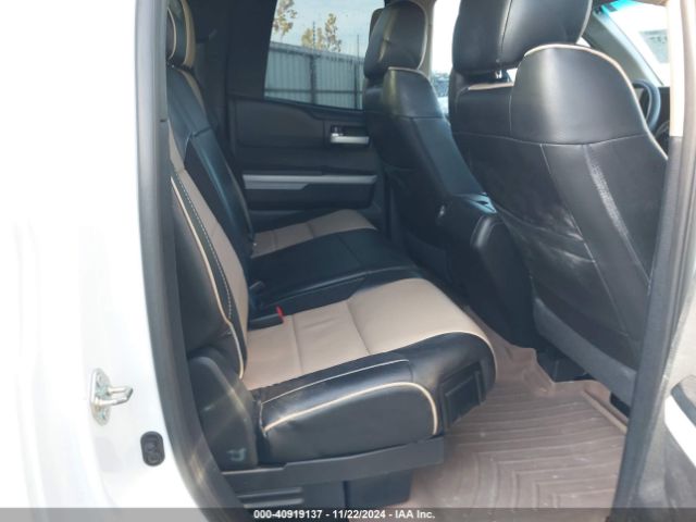 5TFRY5F17EX155429 Toyota Tundra Sr5 5.7l V8