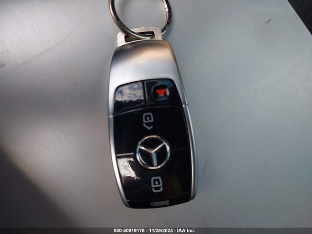 WDD1J6FB5JF010797 Mercedes-Benz E 400