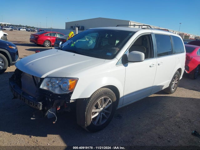 2C4RDGCGXJR208617 Dodge Grand Caravan Sxt