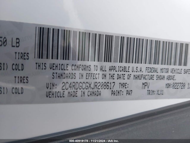 2C4RDGCGXJR208617 Dodge Grand Caravan Sxt