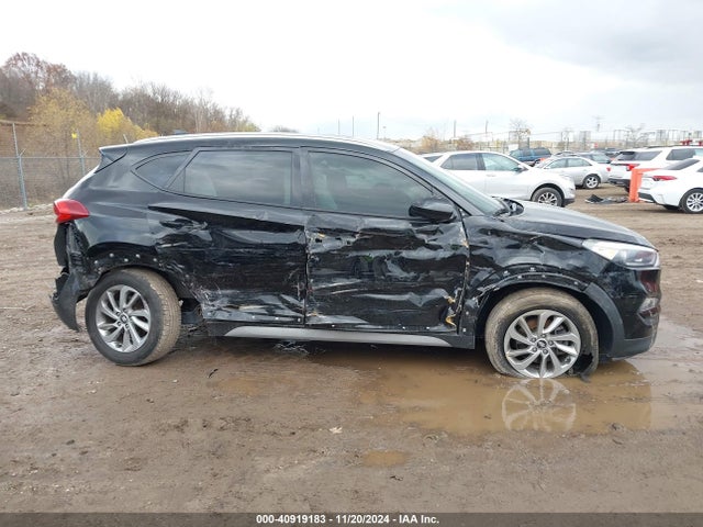 KM8J3CA49JU816824 Hyundai TUCSON SEL