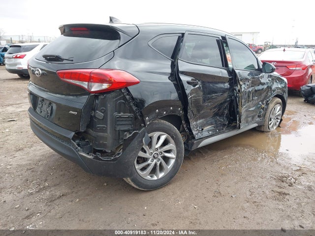 KM8J3CA49JU816824 Hyundai TUCSON SEL