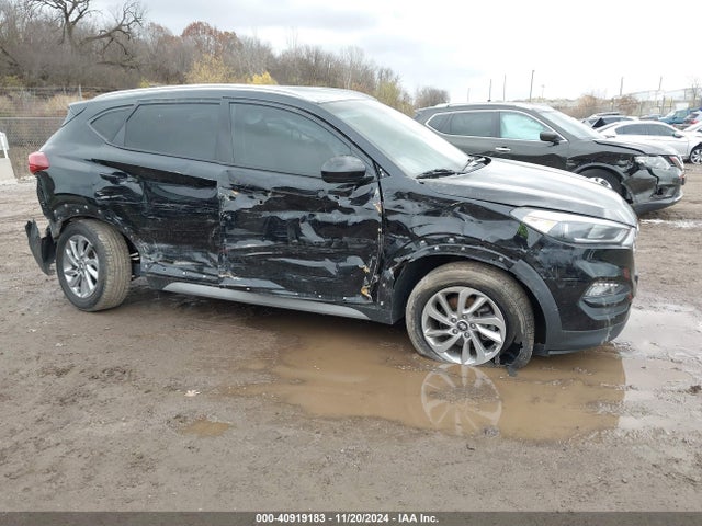 KM8J3CA49JU816824 Hyundai TUCSON SEL