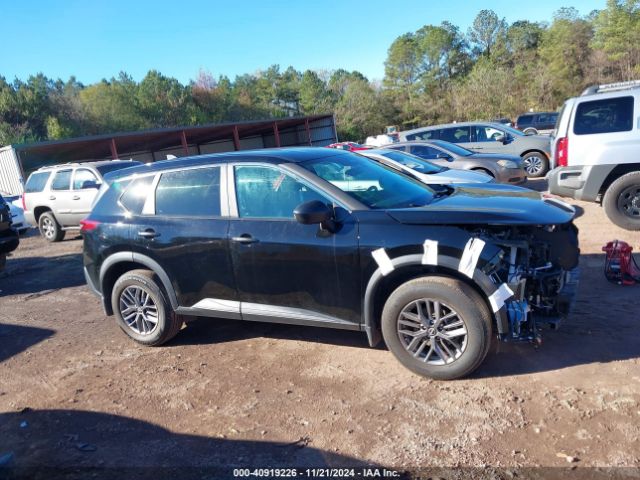 5N1BT3AB1PC874945 Nissan ROGUE S