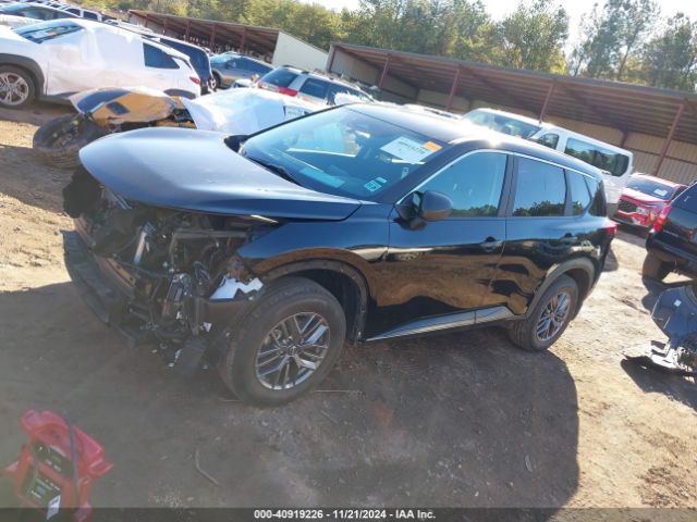 5N1BT3AB1PC874945 Nissan ROGUE S