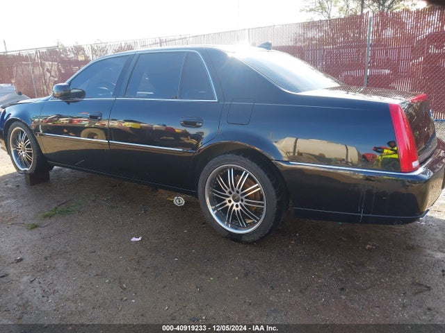2009 CADILLAC DTS 1G6KD57Y59U102201 Photo 2