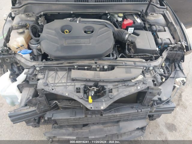 3LN6L2J96FR611634 Lincoln MKZ