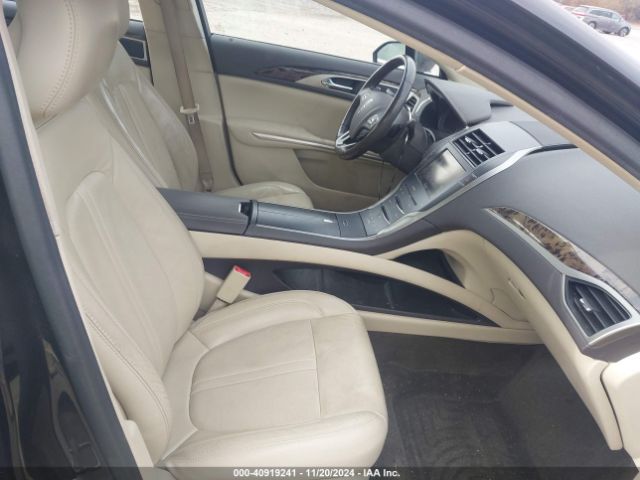 3LN6L2J96FR611634 Lincoln MKZ