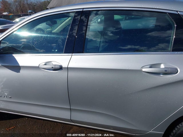 Chevrolet IMPALA 1LT 2018 2G1105S33J9178428 Image 14
