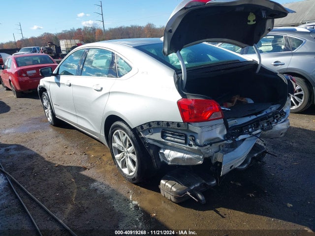 Chevrolet IMPALA 1LT 2018 2G1105S33J9178428 Image 3