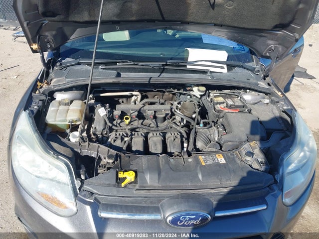 Ford FOCUS SE 2014 1FADP3F28EL351435 Image 10