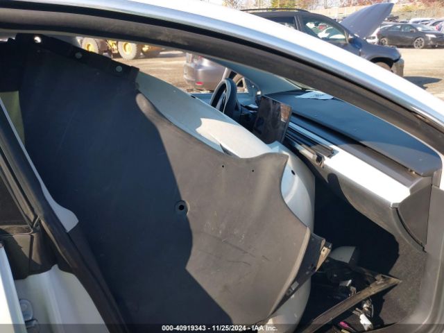 5YJ3E1EA6LF709978 Tesla Model 3 Standard Range Plus Rear-wheel Drive/standard Range Rear-wheel Drive