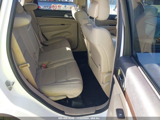 Jeep Grand Cherokee Laredo 2014 1C4RJEAGXEC411943 Image 8