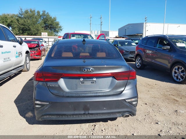 KIA Forte Lxs 2019 3KPF24AD8KE006393 Image 16