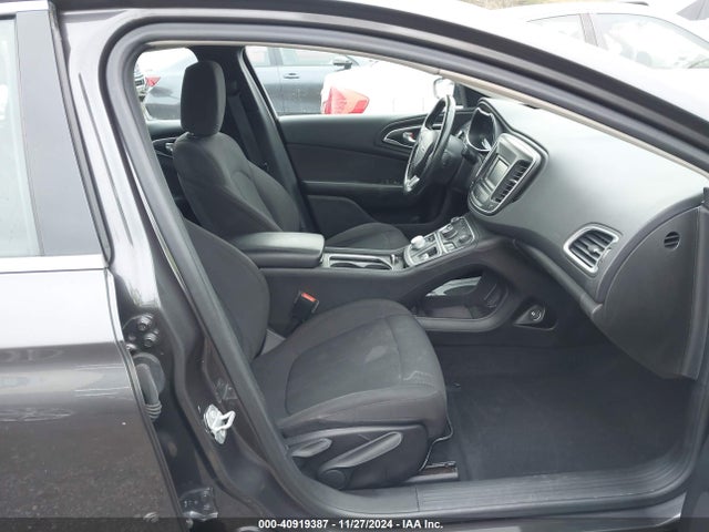 1C3CCCAB0FN678057 Chrysler 200 Limited