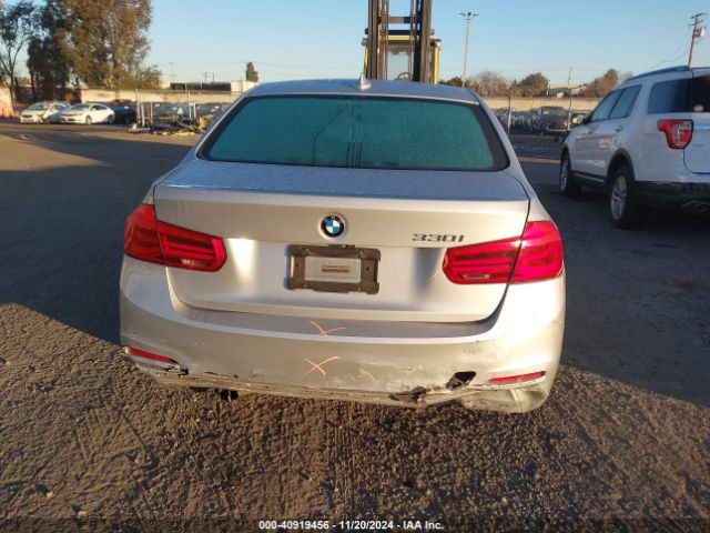 WBA8B9G54JNU99082 BMW 330I