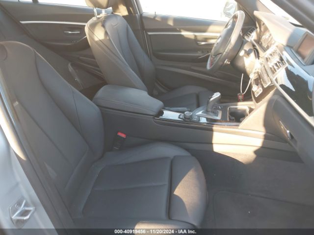 WBA8B9G54JNU99082 BMW 330I