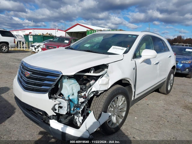 2019 CADILLAC XT5 1GYKNCRS9KZ118900 Photo 1