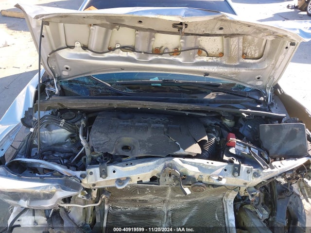 Toyota COROLLA LE 2016 5YFBURHE4GP500180 Image 10