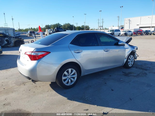 Toyota COROLLA LE 2016 5YFBURHE4GP500180 Image 4