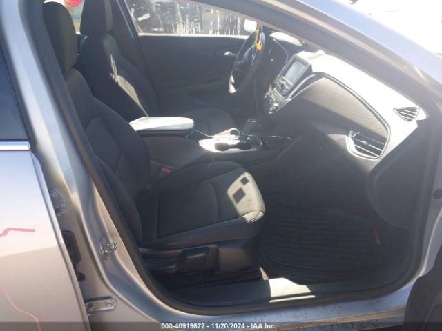 1G1ZE5ST8HF110910 Chevrolet MALIBU 1LT